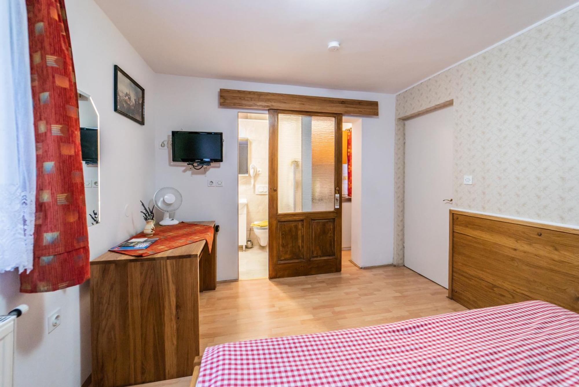 Panorama B&B Ptuj Oda fotoğraf